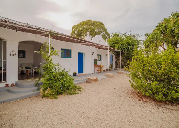 Cortijo Las Gallardas En Almeria
